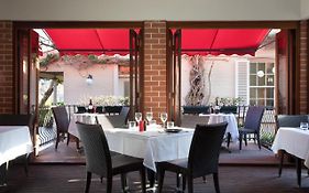 Ramada By Wyndham Brisbane Windsor